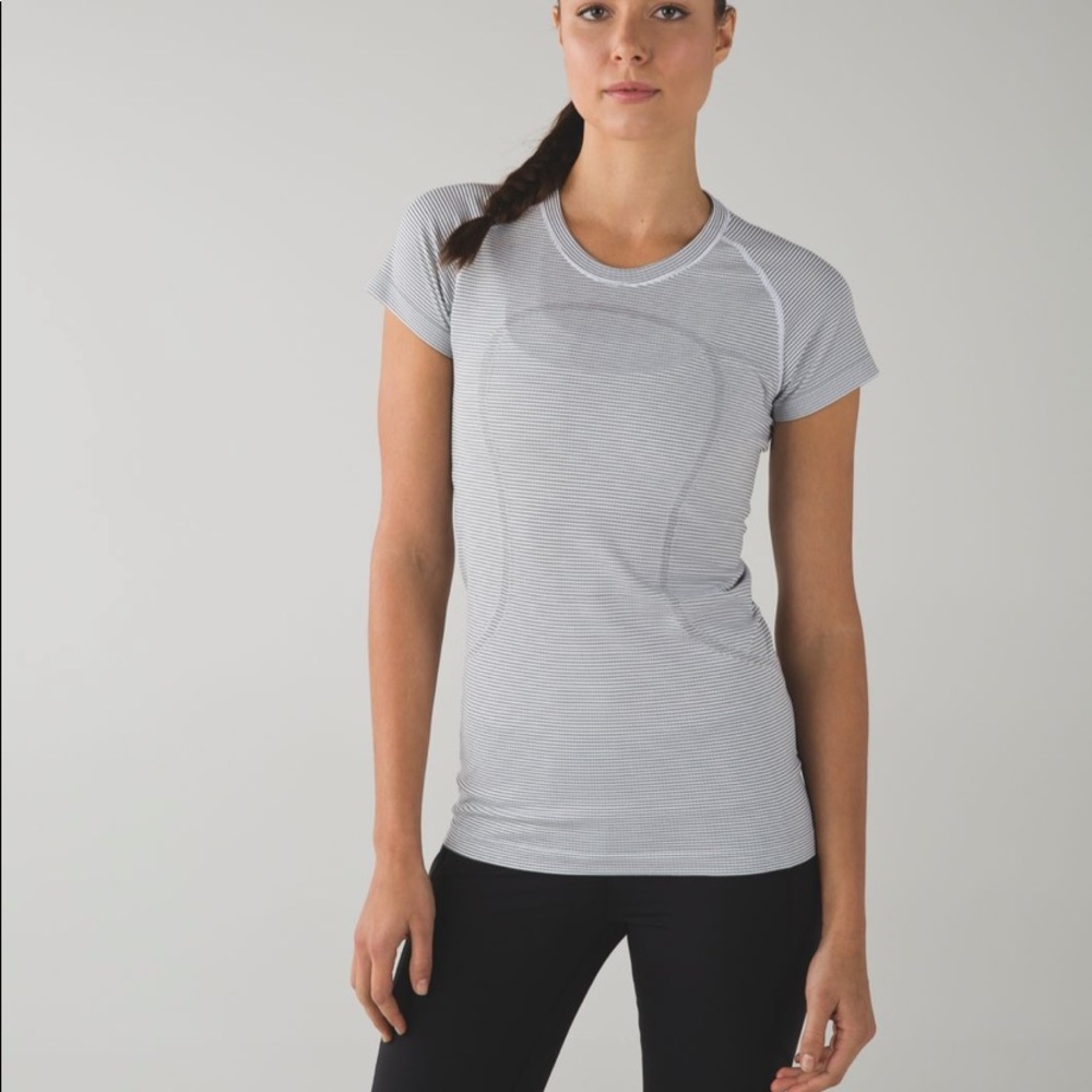Lululemon Swiftly Tech. Size 2.